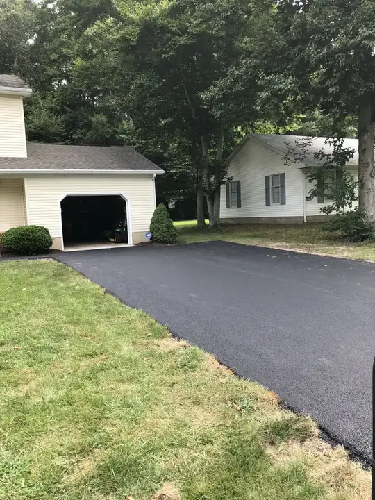Driveway Paving New Drive At Single Story Home Federalsburg Md